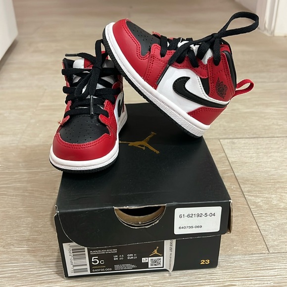 Nike Jordan Mid Chicago Toe (TD)